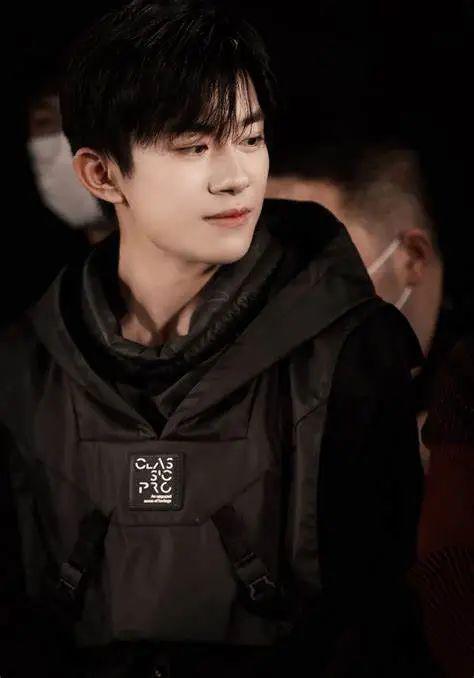 吃瓜娛樂圈抖號,抖號帶你揭秘明星幕后故事