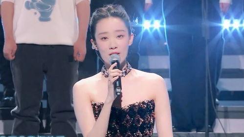 娛樂(lè)吃瓜張小斐背賈玲,娛樂(lè)圈溫馨一幕引網(wǎng)友熱議