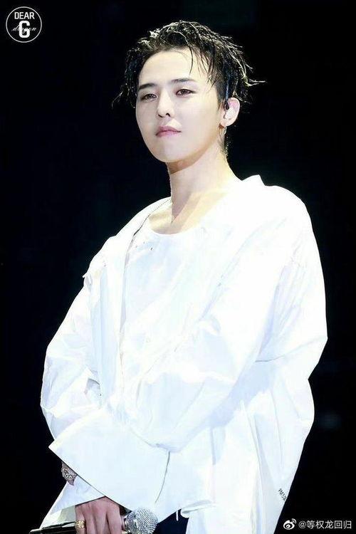 娛樂吃瓜權(quán)志龍,娛樂吃瓜界的風(fēng)云人物，揭秘他的明星生活與影響力”