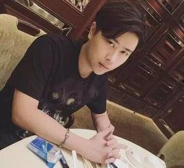 娛樂(lè)吃瓜直播間007主播,007主播帶你領(lǐng)略?shī)蕵?lè)吃瓜界的風(fēng)云變幻