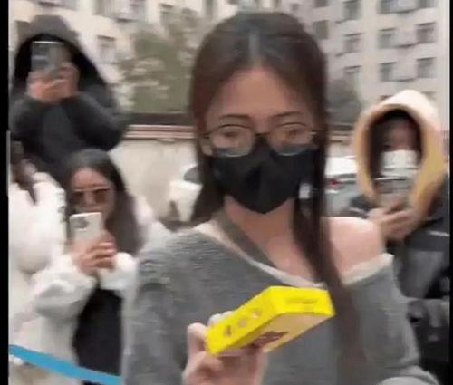 娛樂八卦事件爆料吃瓜,明星隱私大曝光，吃瓜群眾狂歡時刻！