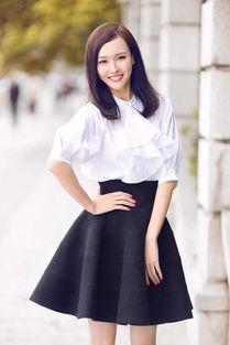 娛樂吃瓜醬拉絲襯衫,娛樂吃瓜醬拉絲襯衫，輕松駕馭潮流風采