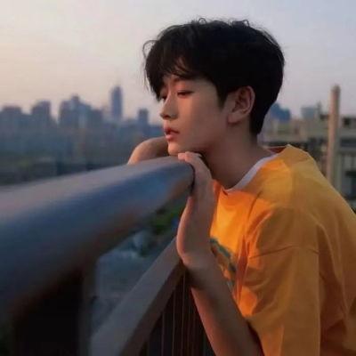 娛樂(lè)吃瓜頭像男真人圖片,從吃瓜頭像到真人風(fēng)采的華麗轉(zhuǎn)身