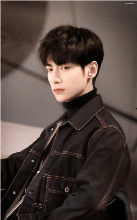 吃瓜娛樂(lè)羅云熙,瓜田里的璀璨明星