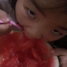 娛樂圈吃瓜小孩視頻合集,童言無忌，萌態(tài)百出