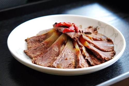 娛樂(lè)吃瓜醬牛肉視頻播放,揭秘視頻背后的熱門(mén)現(xiàn)象